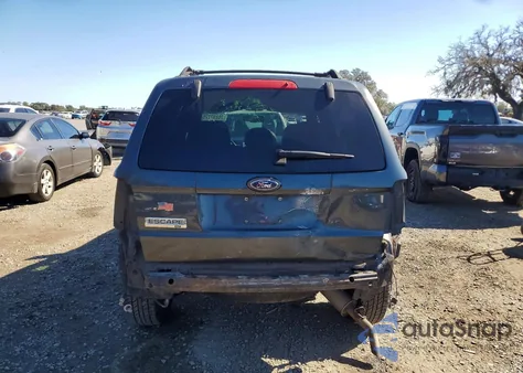 2009 Ford Escape Xlt z USA, uszkodzony, nr VIN 1FMCU03G99KA04622